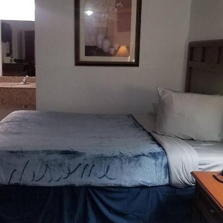 Osu 2 Queen Beds Hotel Room 117 Wi-Fi Стилуотер Экстерьер фото