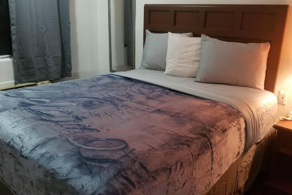 Osu 2 Queen Beds Hotel Room 117 Wi-Fi Стилуотер Экстерьер фото